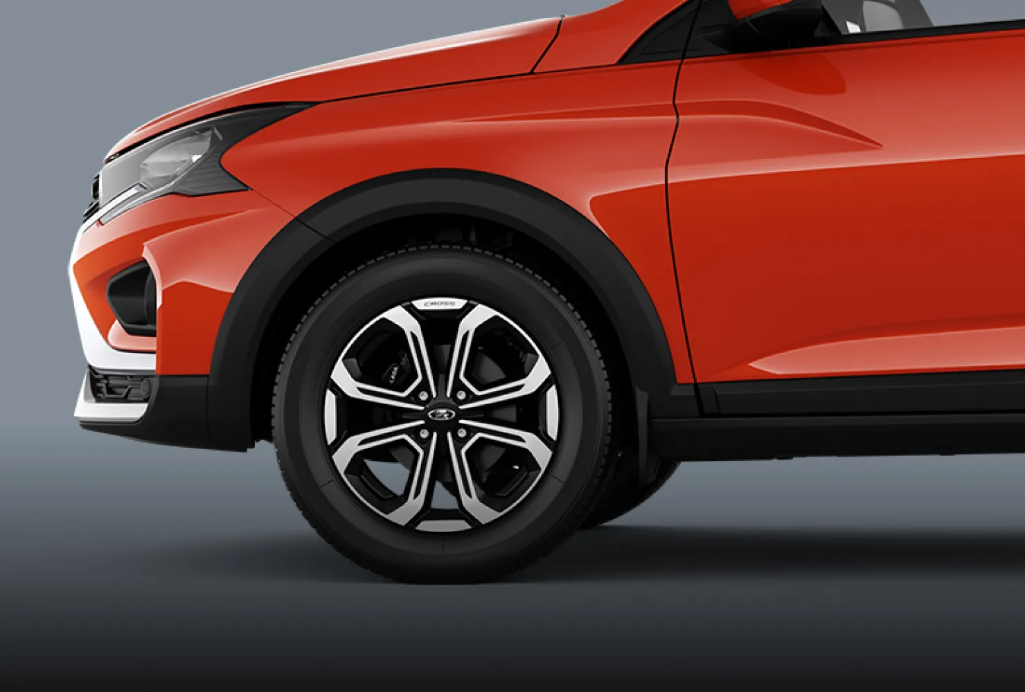 Колесо LADA Iskra SW Cross с фирменным диском CROSS и защитной накладкой арки