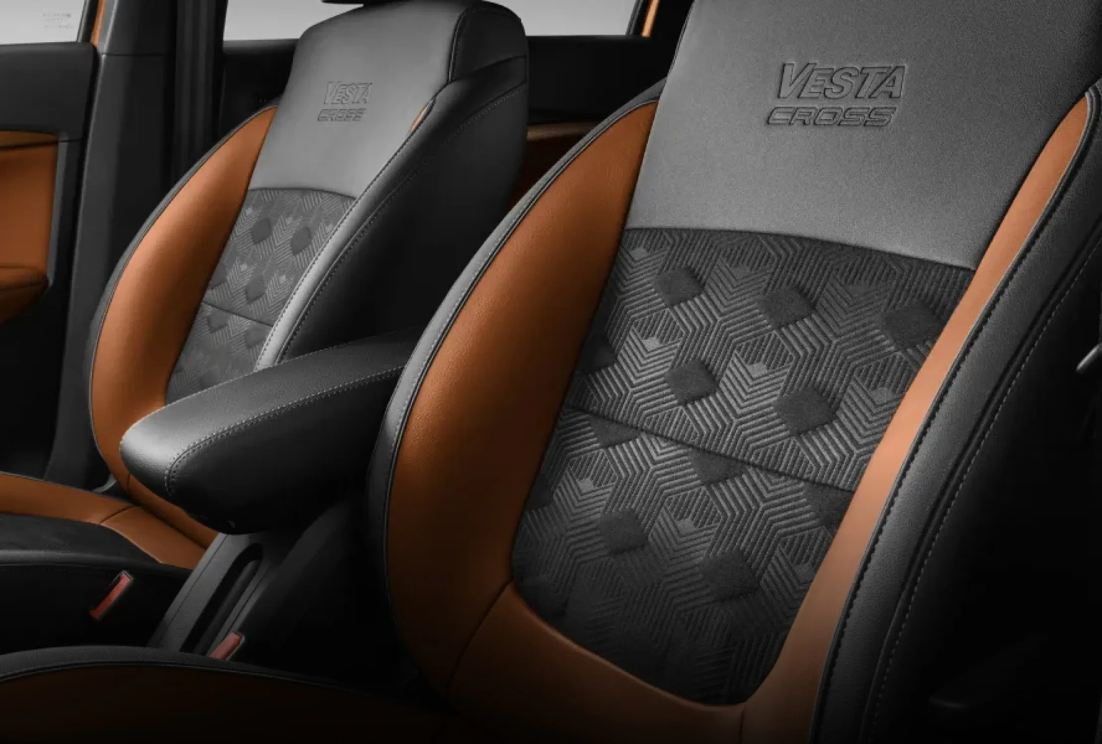 Сиденья LADA Vesta Cross с&nbsp;оптимальным профилем и&nbsp;боковой поддержкой