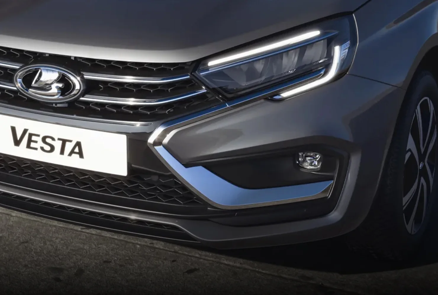 Передний бампер LADA Vesta SW с&nbsp;X-образным рельефом